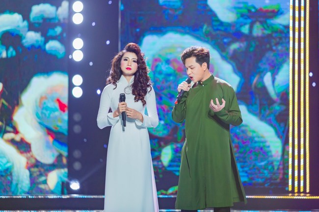 Giám khảo Đoan Trang nể phục màn hòa giọng của ba “bản sao” Khởi My, Phạm Trưởng và Duy Mạnh