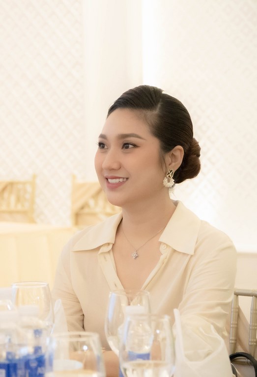 MOBIFONE V%C3%80 VNETRIP 9 Copy Cao Mỹ Kim cùng CEO Lê Phạm tham dự sự kiện kết nối MobiFone và VNeTrip